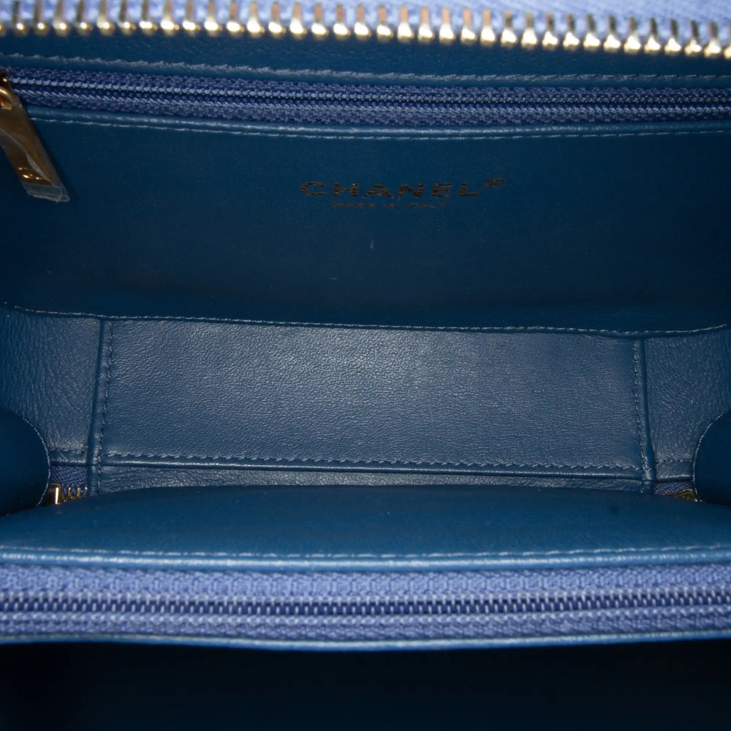 Chanel Medium CC Filigree Caviar Vanity Case